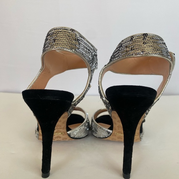 Betsey Johnson Vero Cuoio Glitzy Sequin Floral Sandals Heels -Size 6 - Picture 7 of 10